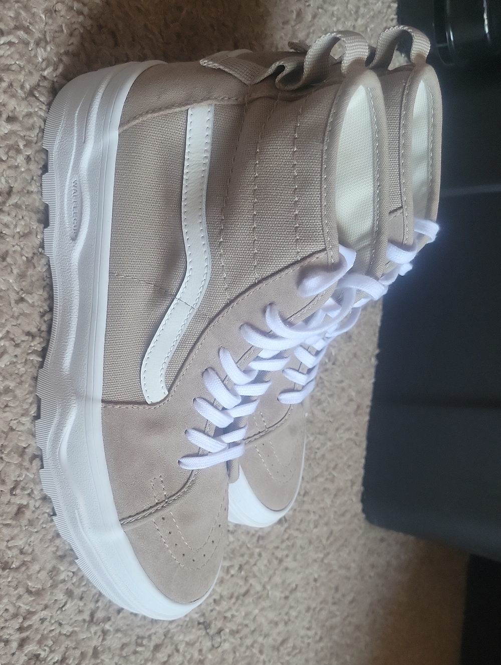 Vans Unisex High-Top Sneakers in Tan and White Sz,men7 Wo'n8.5